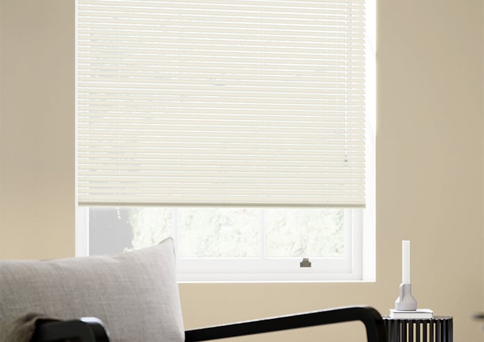 Vista (Perforated), Magnolia - Venetian Blind - Image 5